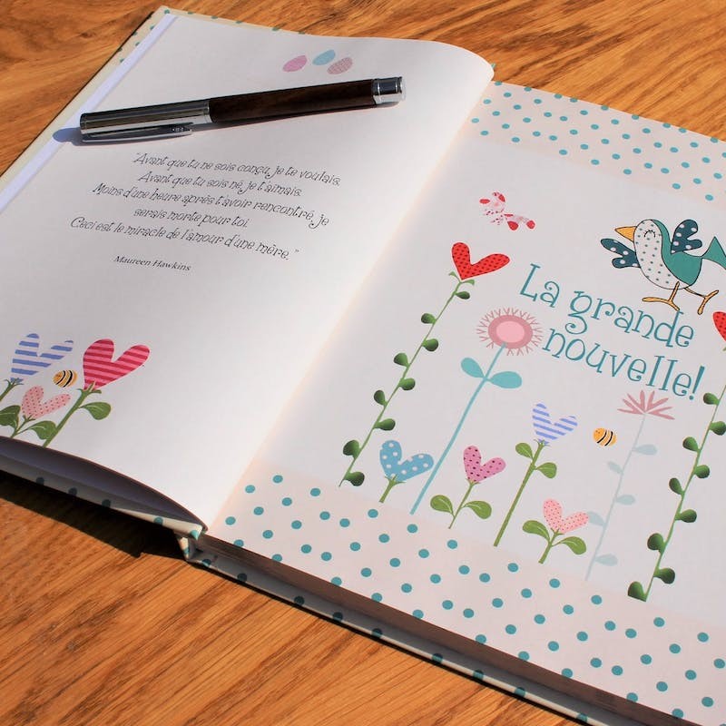 Livre de grossesse et de naissance à compléter Racontemoi Maman