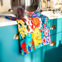 Détail du motif coloré du torchon Pylones Bouquet. Accessoire de cuisine design.